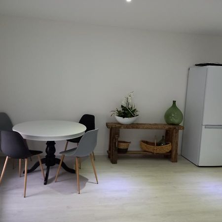 Tres Bel Appartement Condrieu Exteriör bild