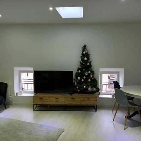 Tres Bel Appartement Condrieu Exteriör bild