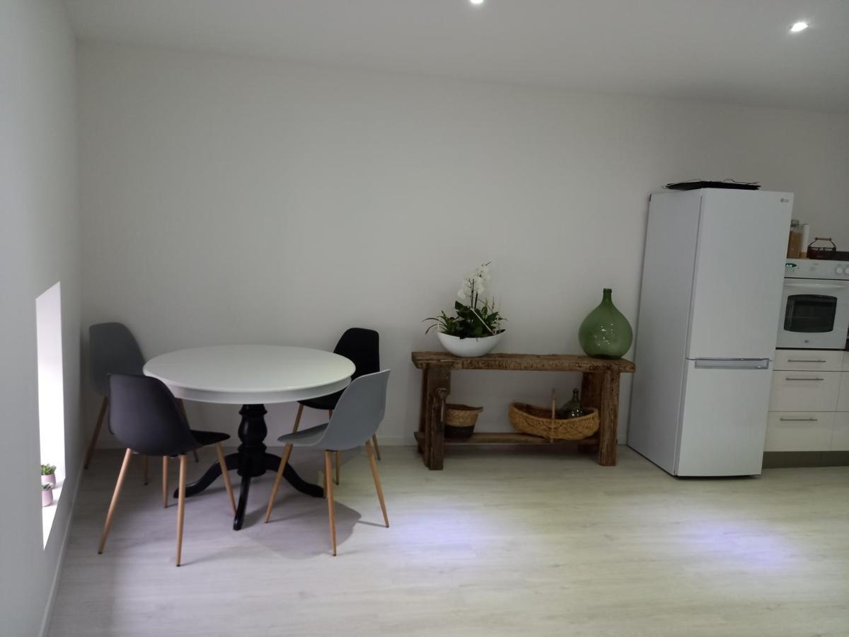 Tres Bel Appartement Condrieu Exteriör bild
